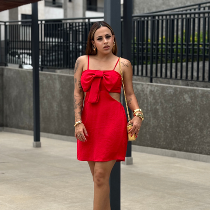 Vestido Curto com Laço