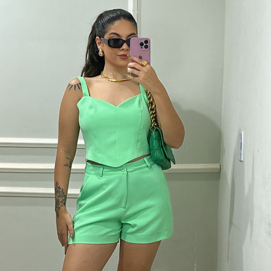 Conjunto Cropped e Short Feminino