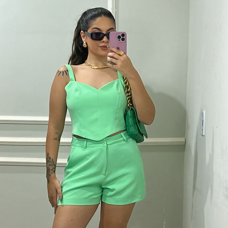 Conjunto Cropped e Short Feminino