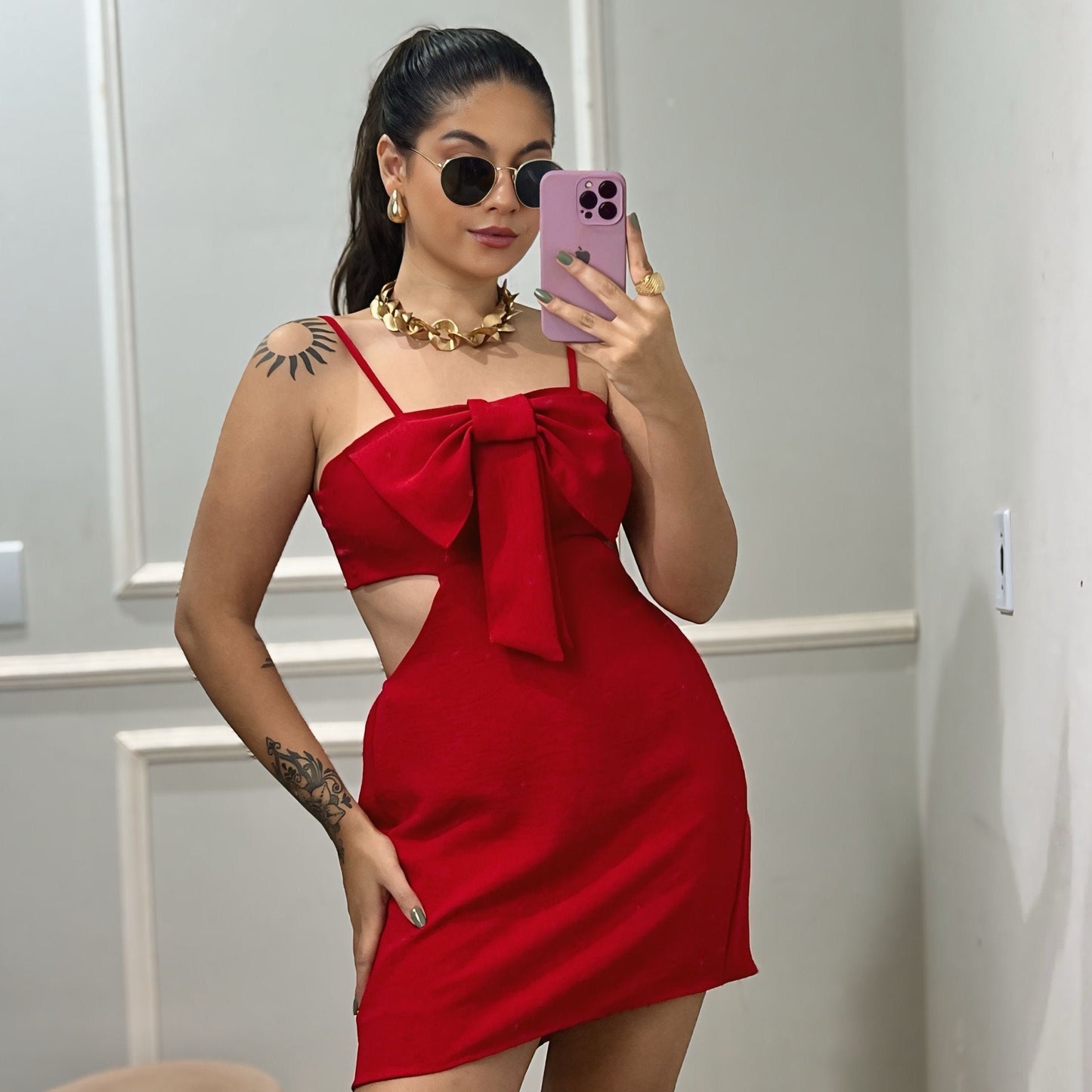 Vestido Curto com Laço